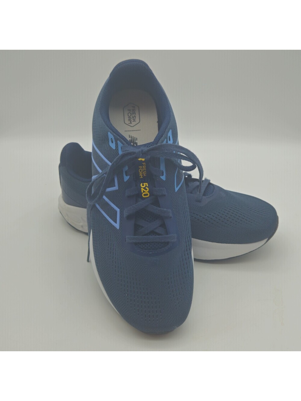 New Balance Mens 9 4E Fresh Foam 520 Running Shoe Navy
